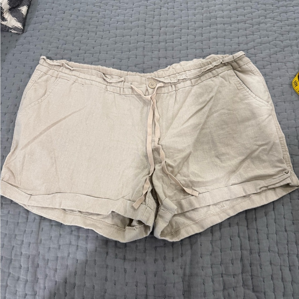 Old Navy Light Beige Linen-Blend Drawstring  Shorts